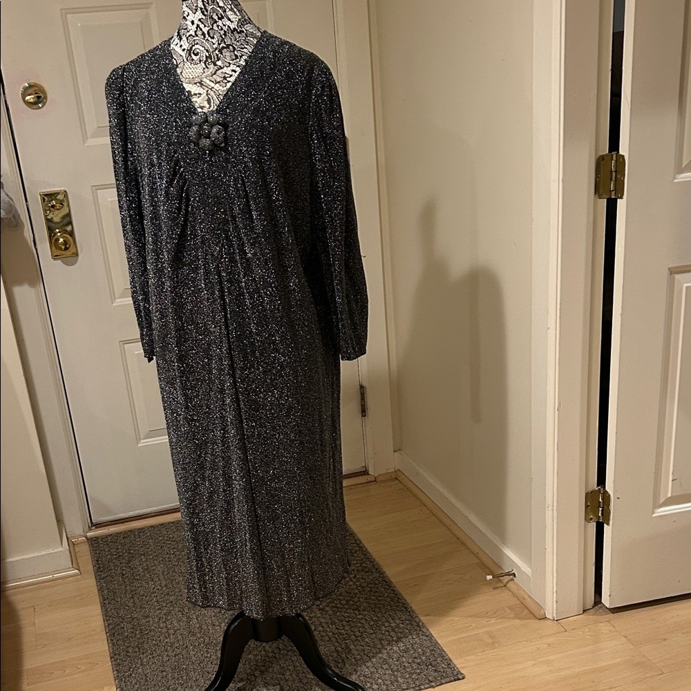 Chic Black Maxi Dress with Floral Detail